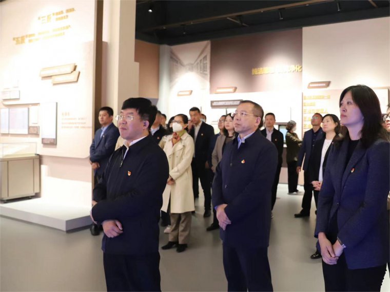 1698738801926919.jpg 新闻照片2.jpg