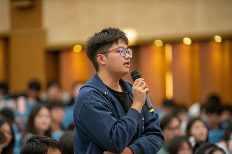 1697519315725429.jpg 观众提问.jpg